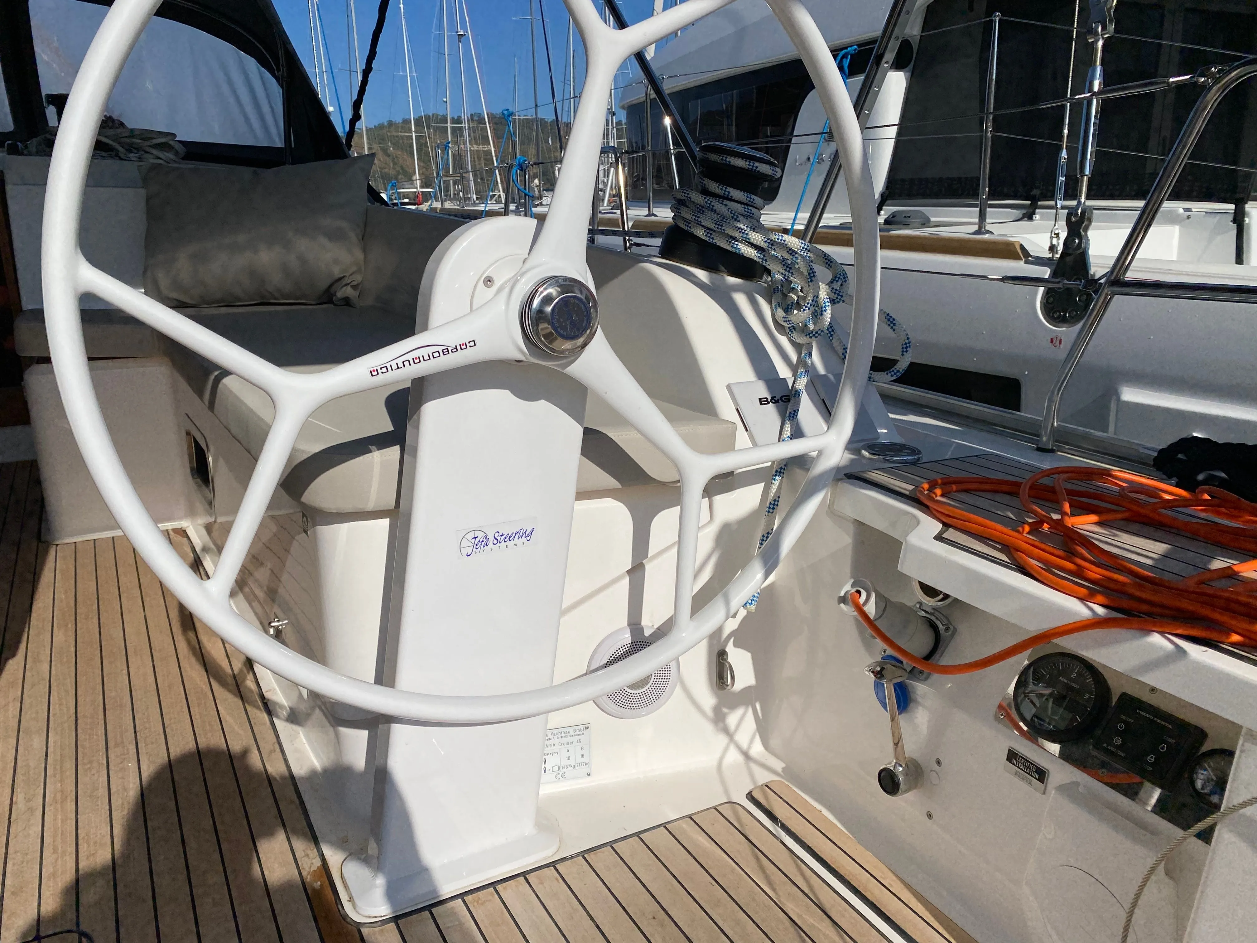 Чартер Sail Leo - 5