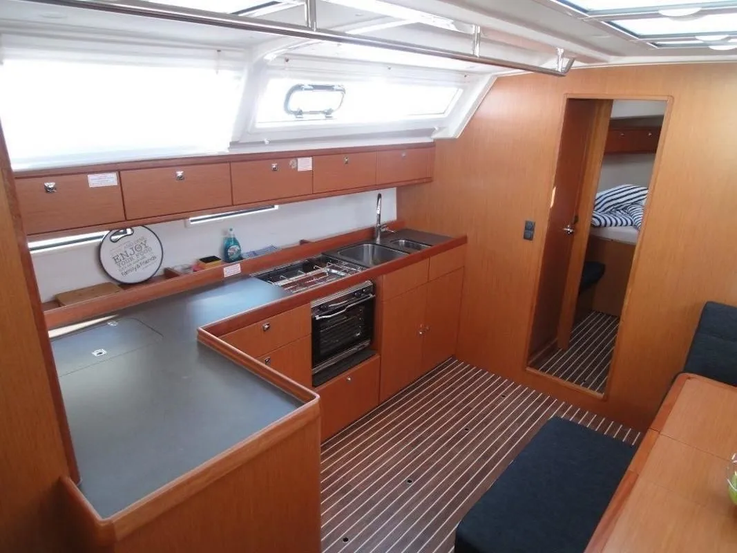 Sara E Charter Boat