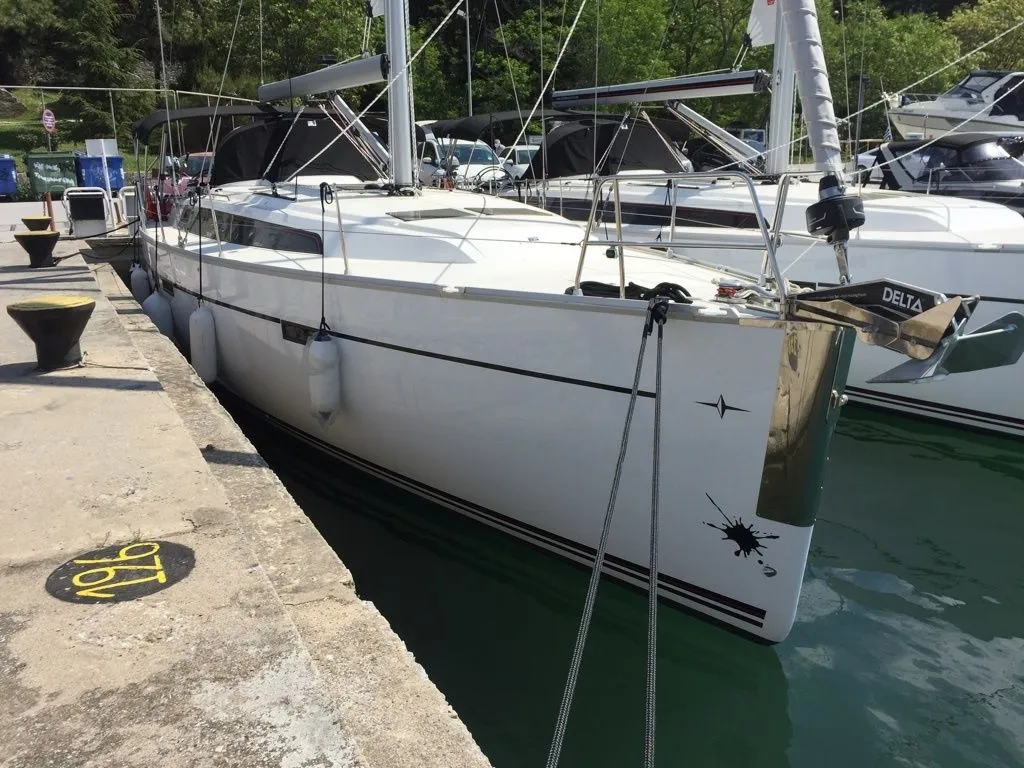 Rent a 14.27m Sailing Yacht in Skiathos Town