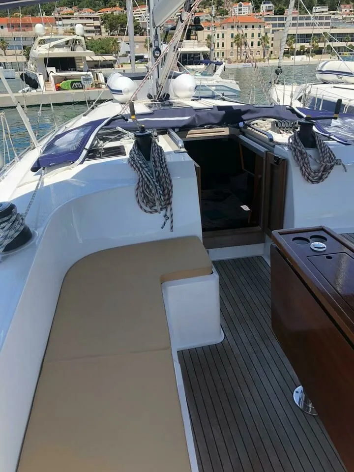 Slovenska 4 Charterboot - 4