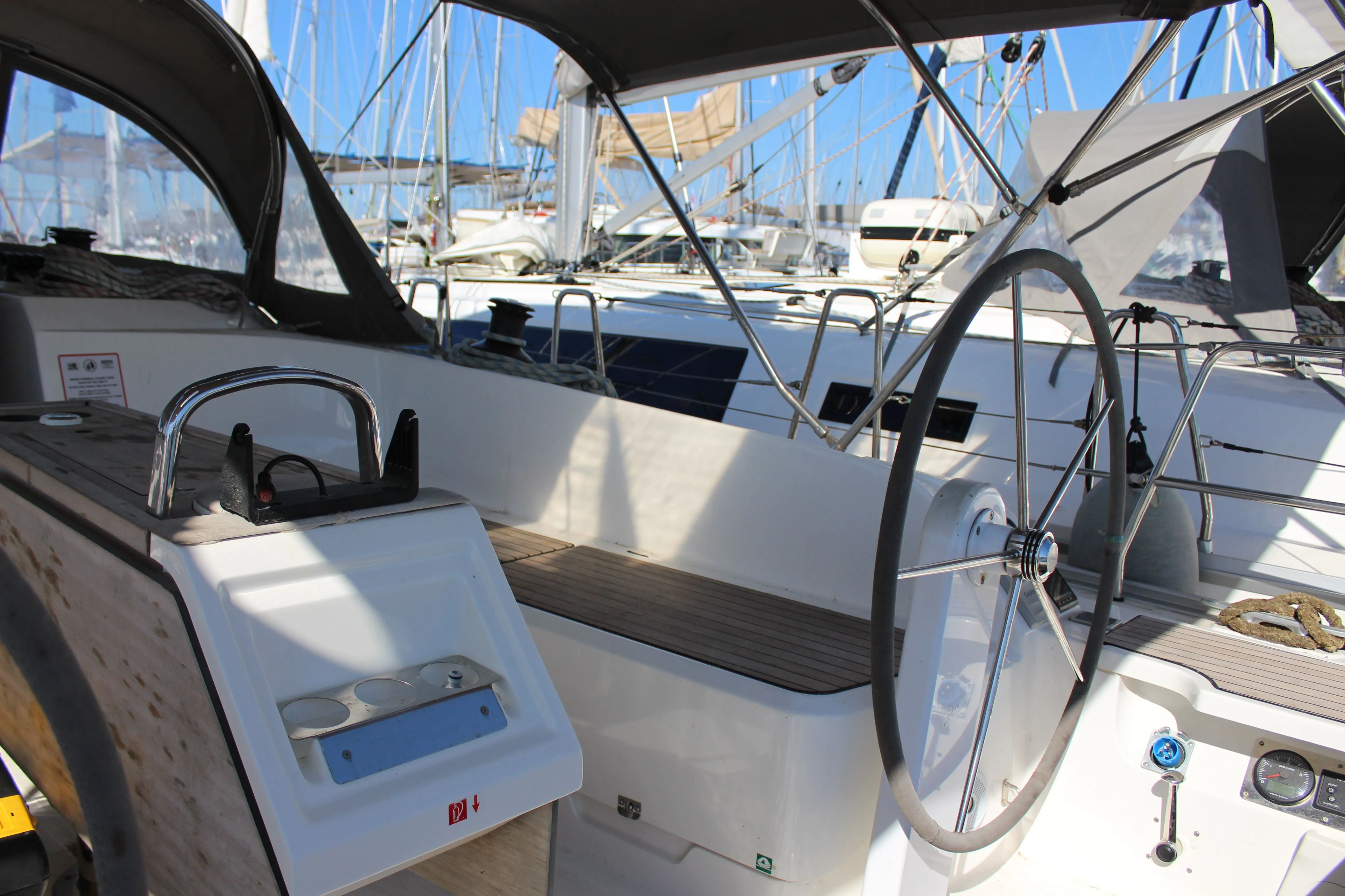 Sofia 2 Charter Boat - 4