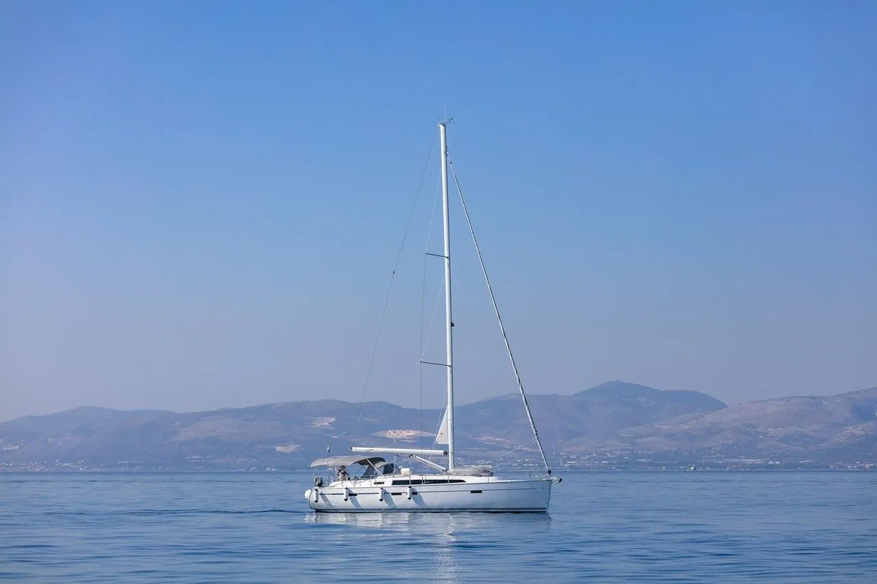 Charter a 14.27m Boat in Split
