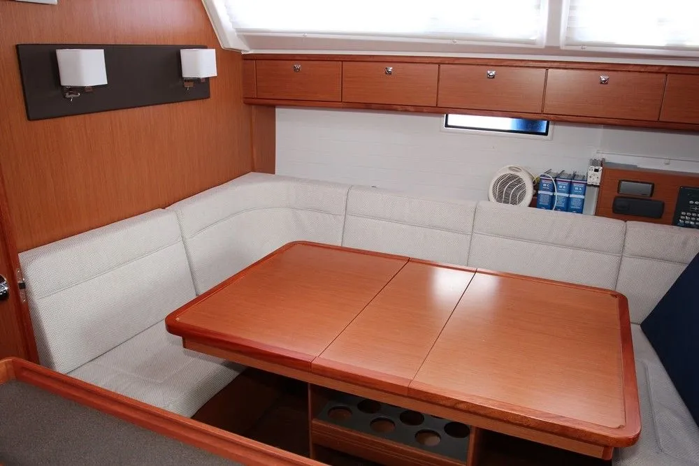 Sunbear Charter Boat