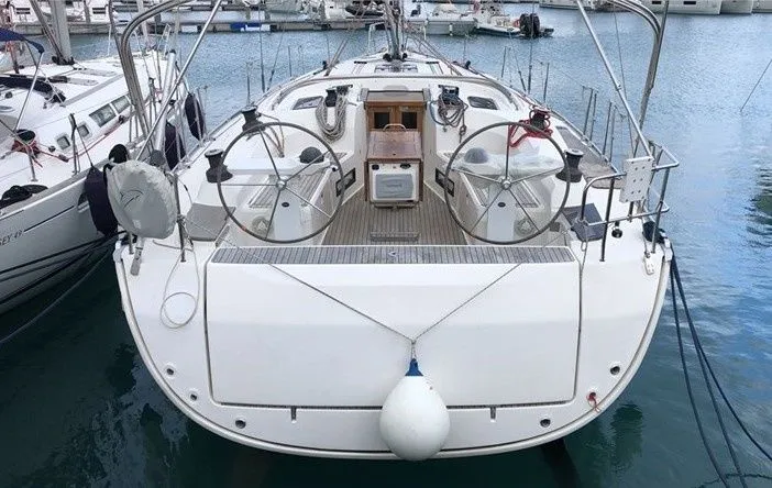 Charter a 14.4m 4 Cabin Sailing Yacht in Marina di Cecina