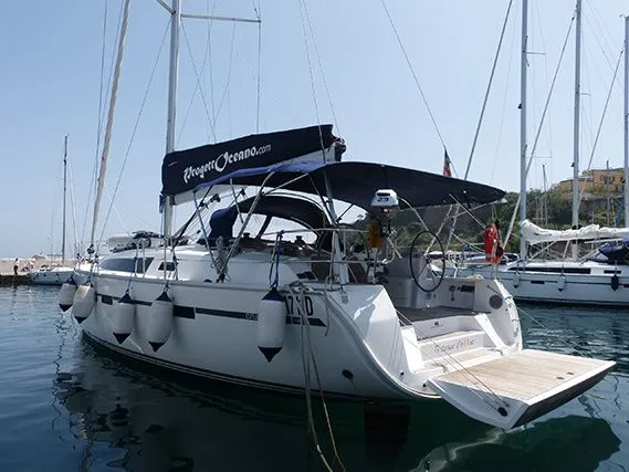 Ti tengo d'okkio Charter Boat