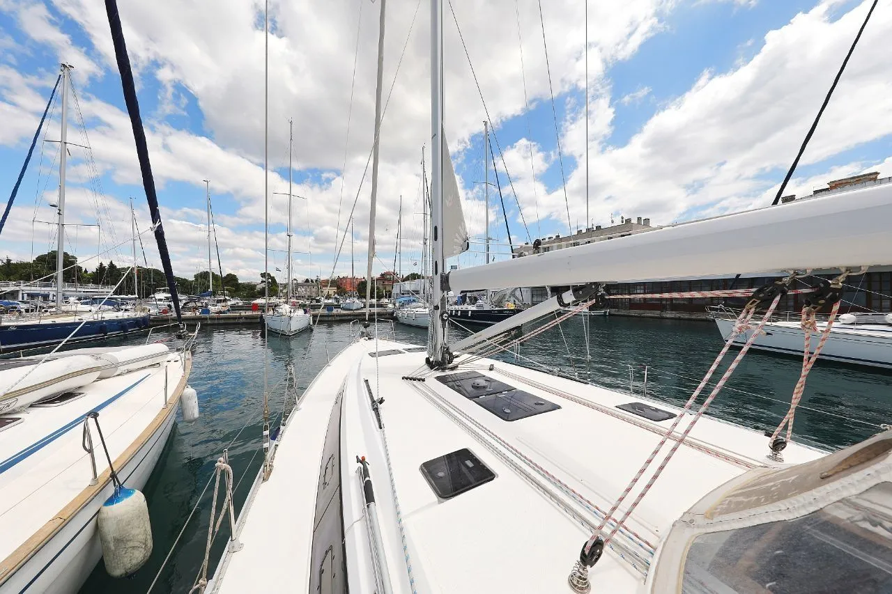 Ticija Mietboot - 4