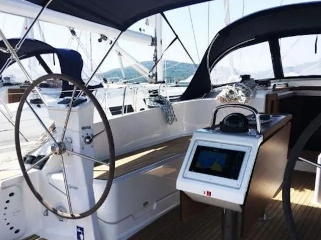 Titan 1 Mietboot - 4