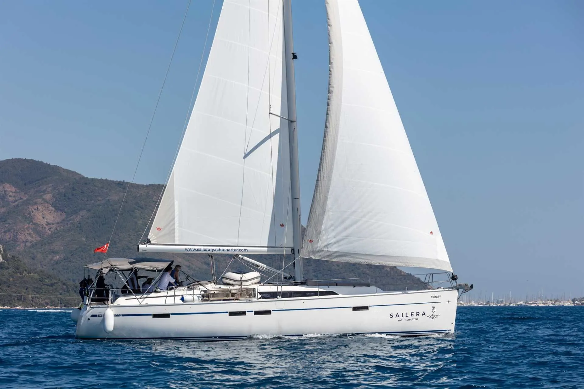 Trinity Mietboot - 3