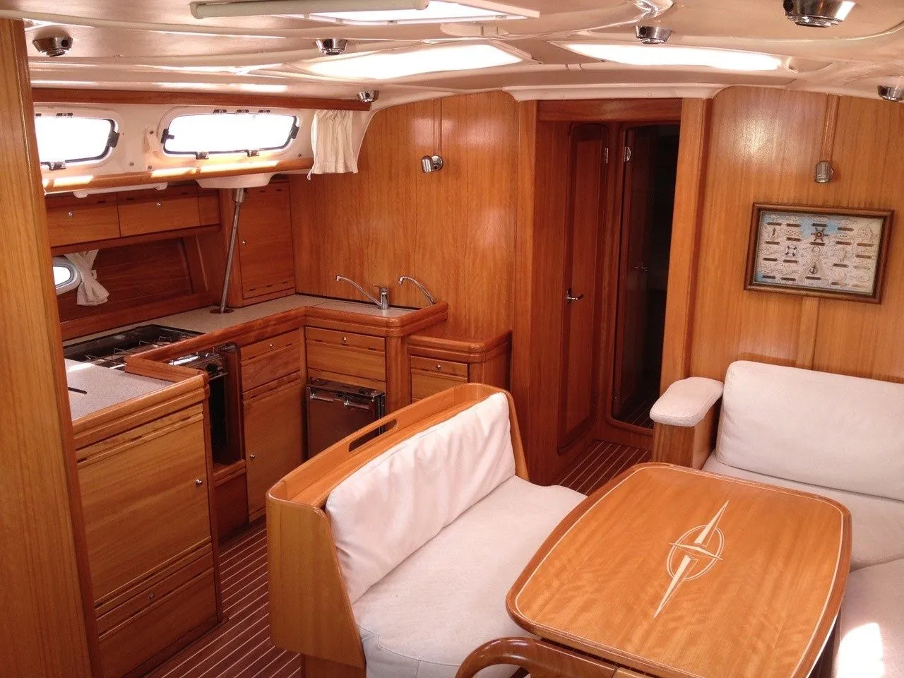 Charter a 13.99m Sailing Yacht Bavaria Cruiser 46 in Fezzano