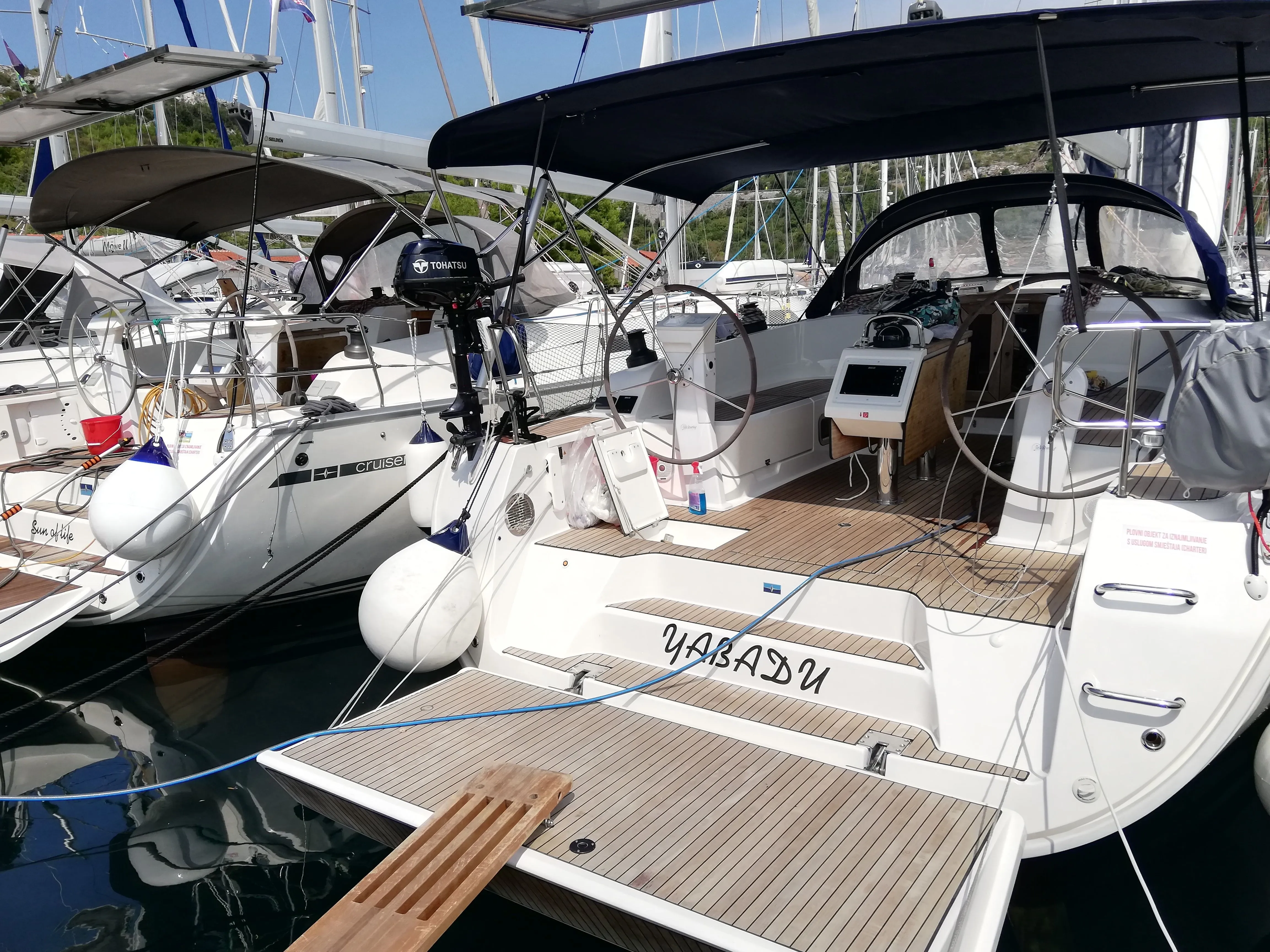 Charter a 14.27m Boat in Primošten