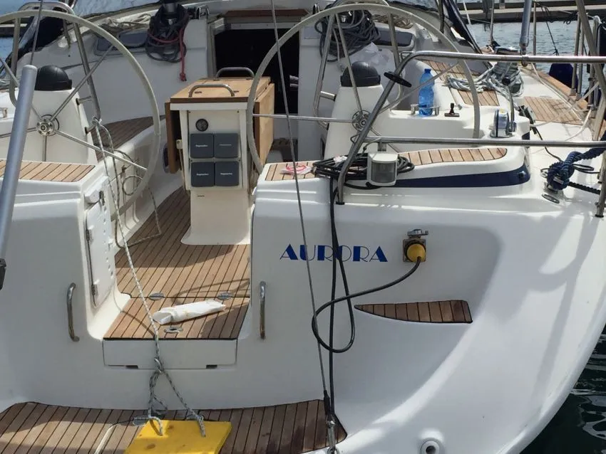 Aurora Charter Boat