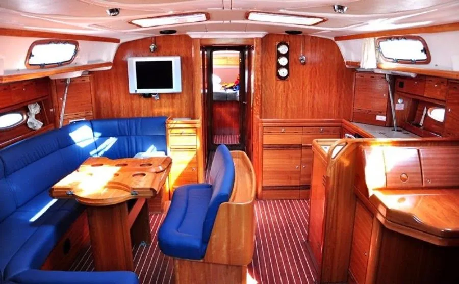 Big AS Charter Boat