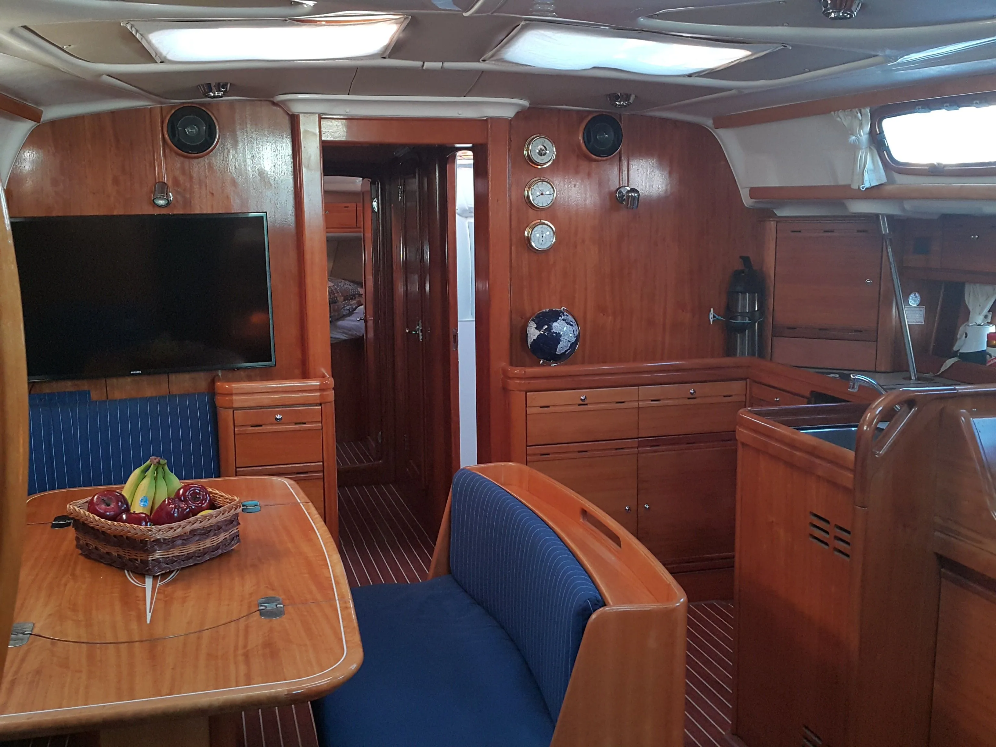 Esja Charter Boat