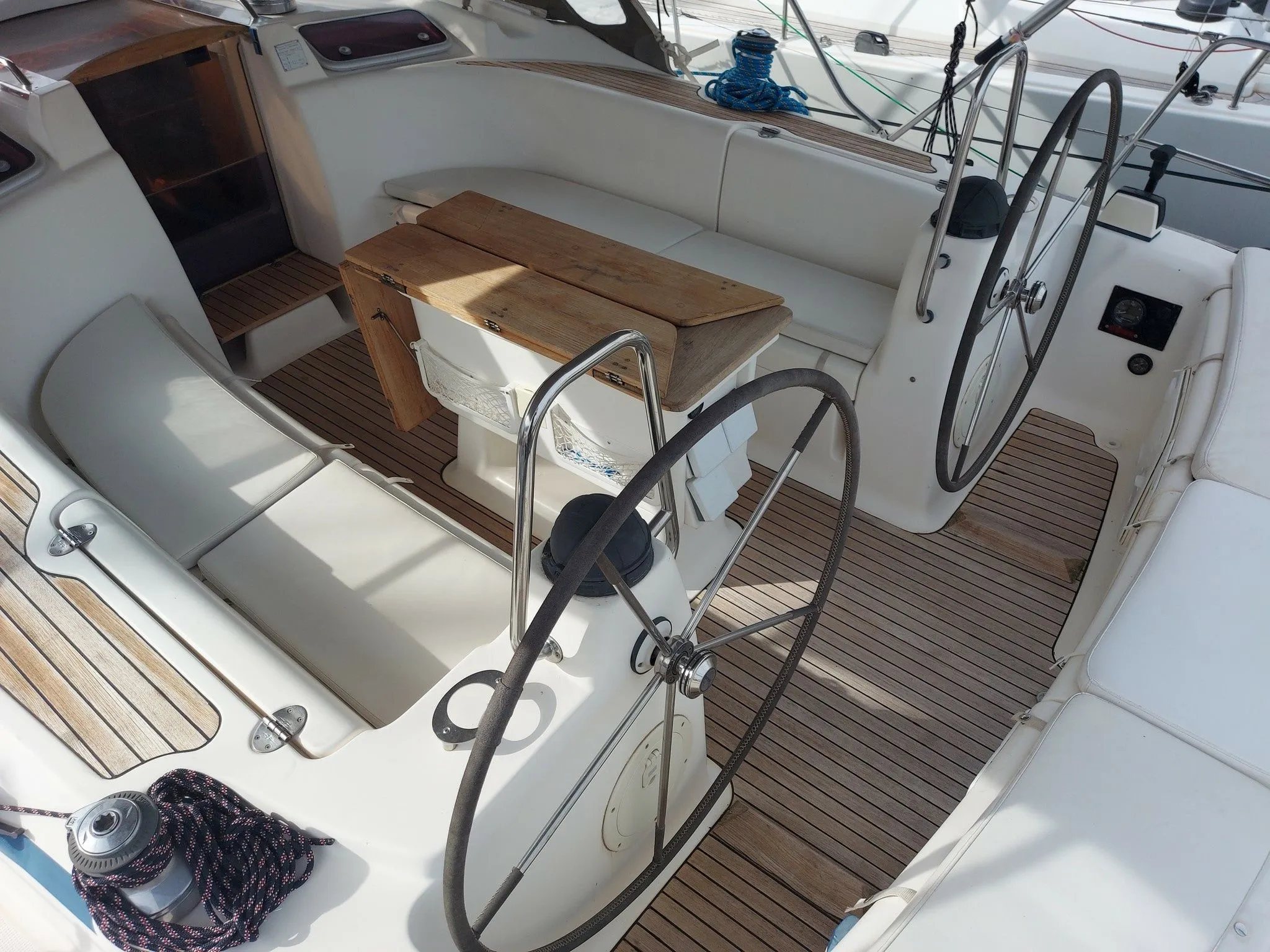 La Vagabonda Charter Boat