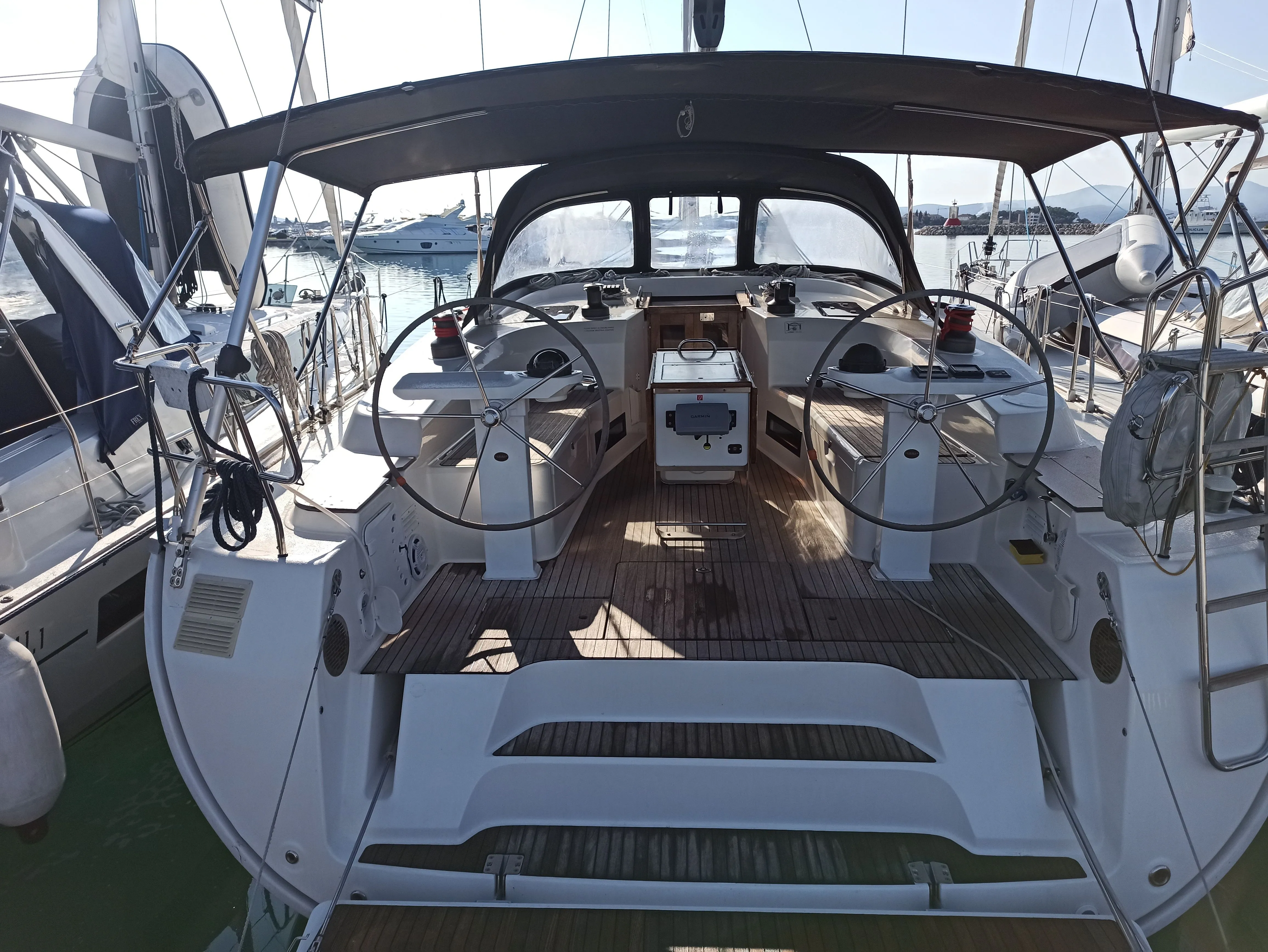 Fija Charter Boat - 4