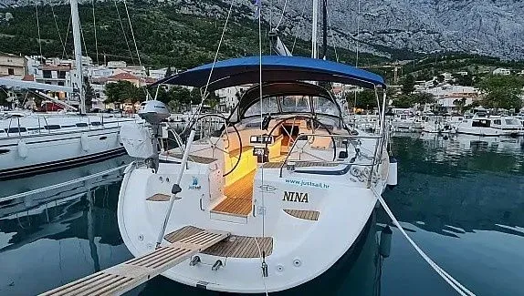 15.57m Baska Voda Boat Hire