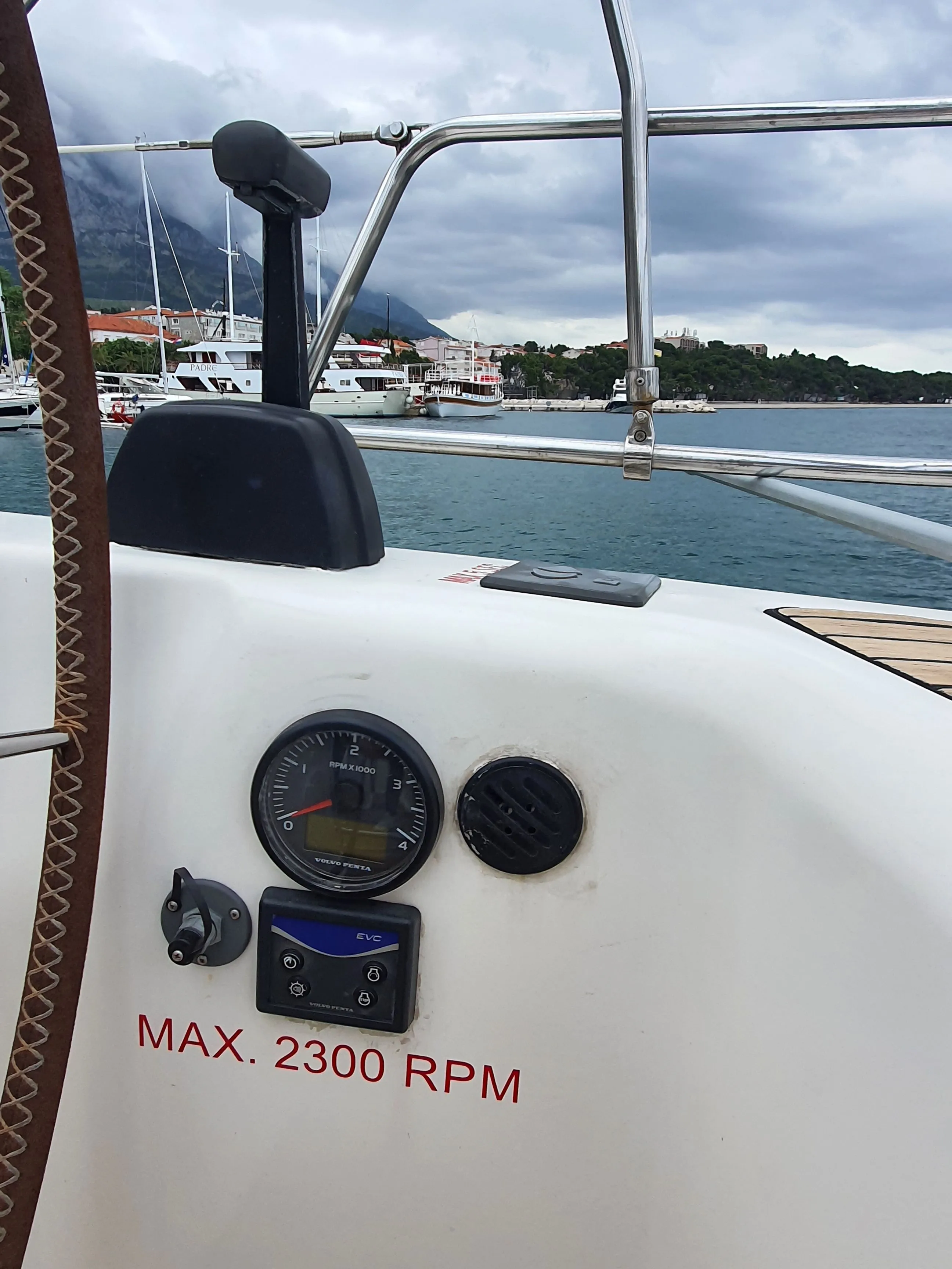 Nina Charter Boat