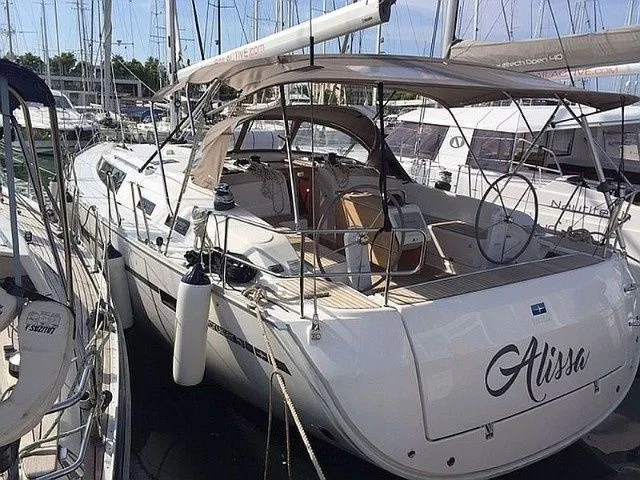 Alissa Mietboot - 3