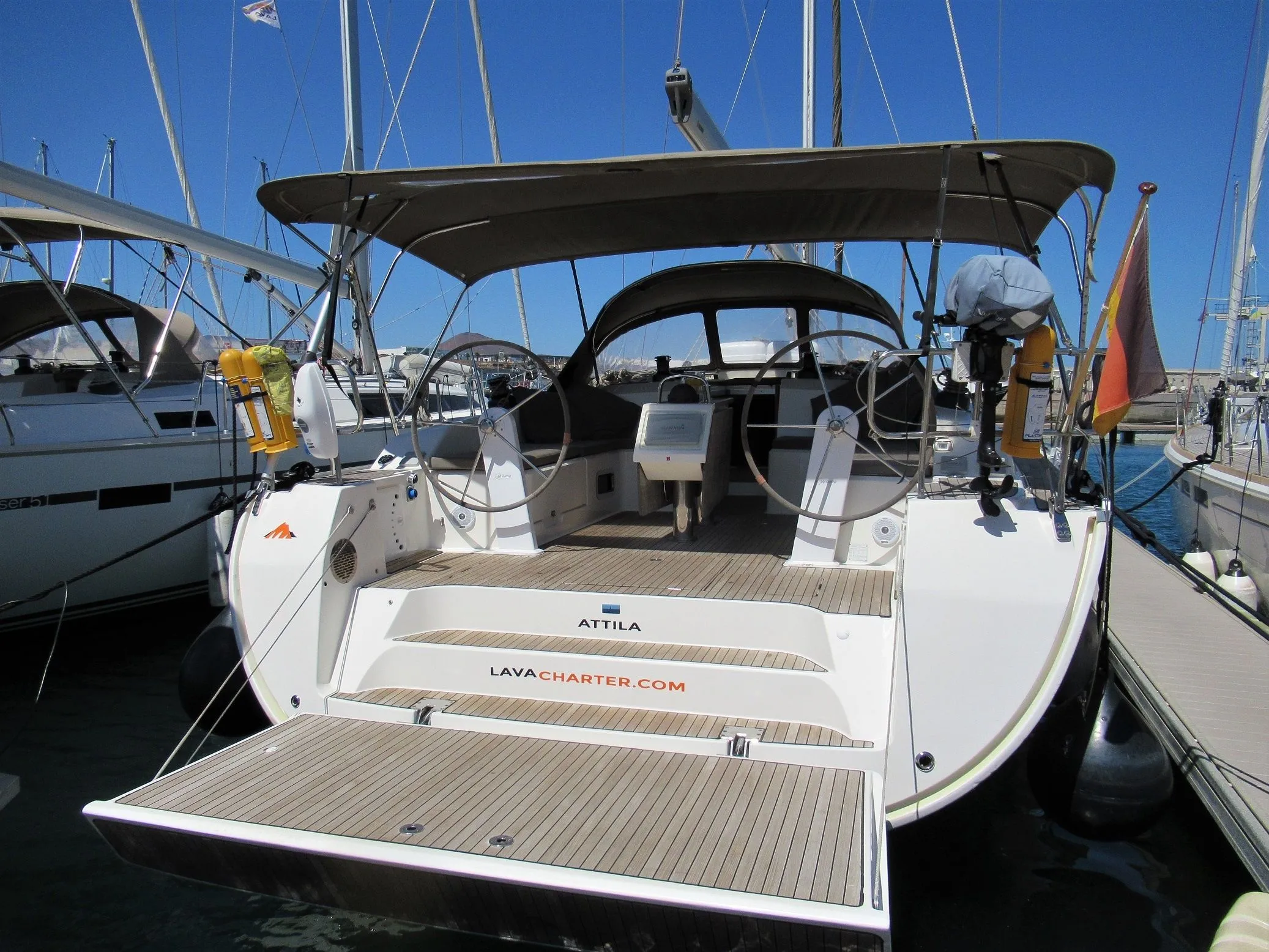 Charter a 15.59m 5 Cabin Sailing Yacht in Arrecife
