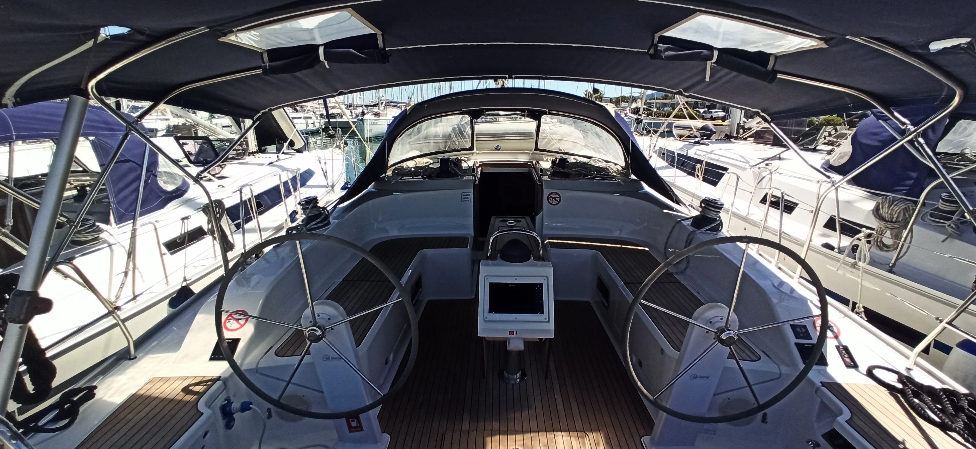 Everest Charterboot - 3