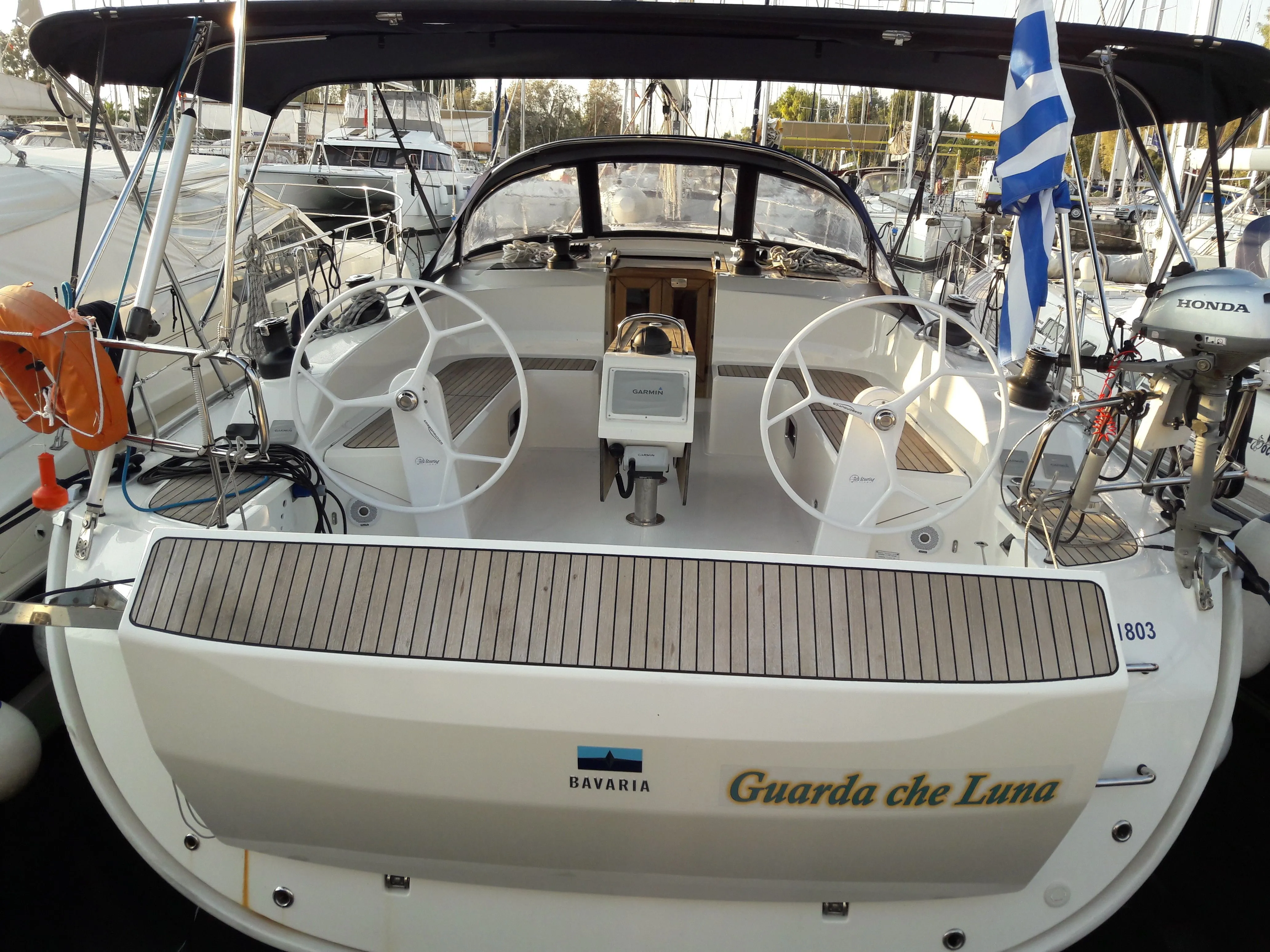 Guarda che Luna Charter Boat