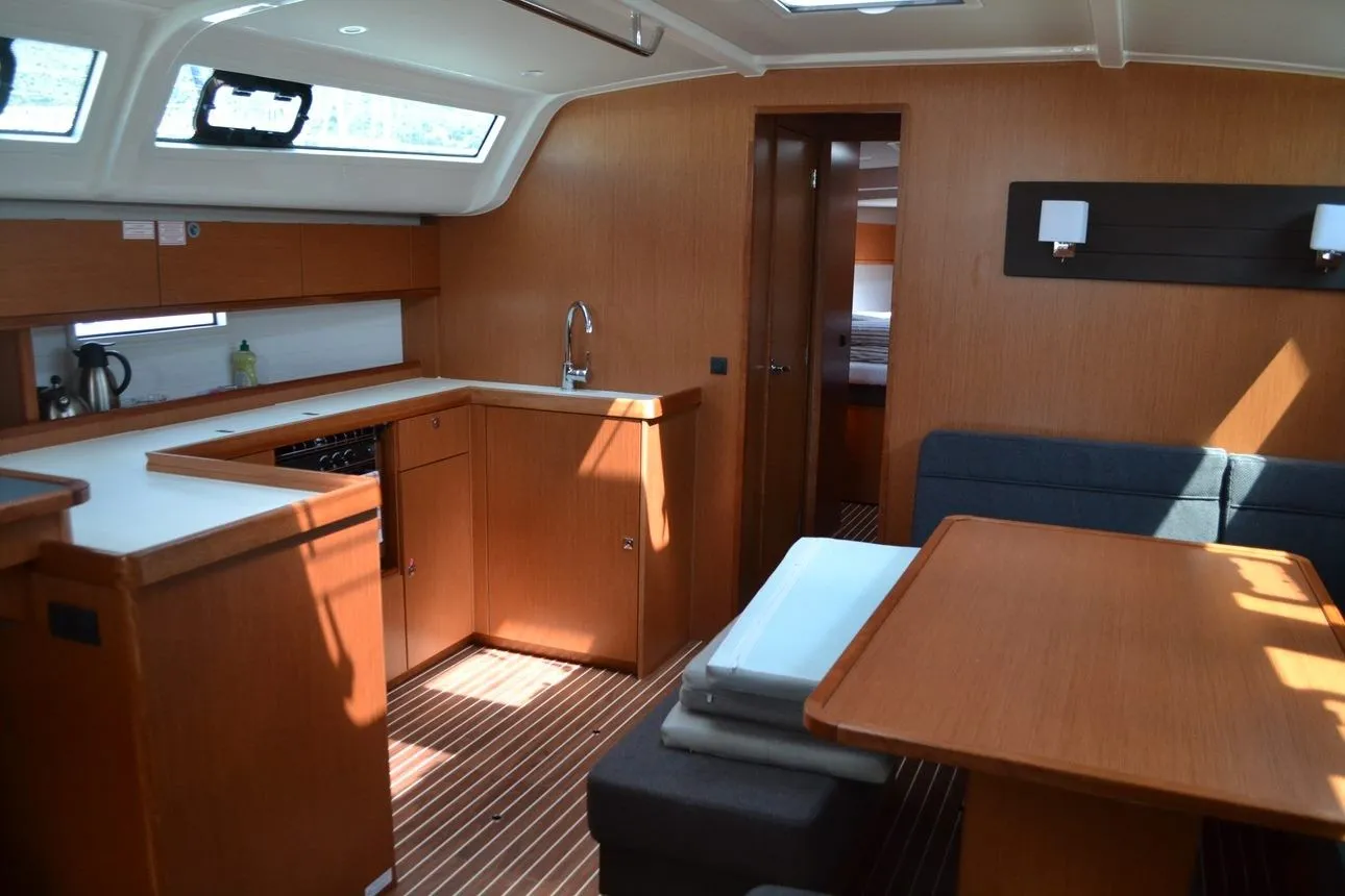 Isabella Mietboot - 5