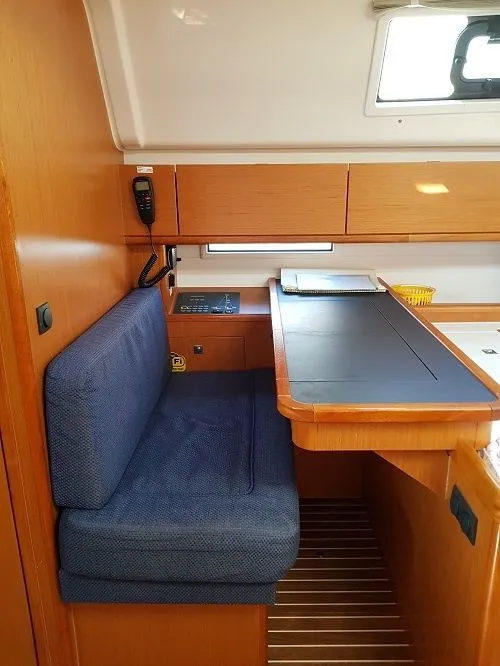 Ivolga Charter Boat