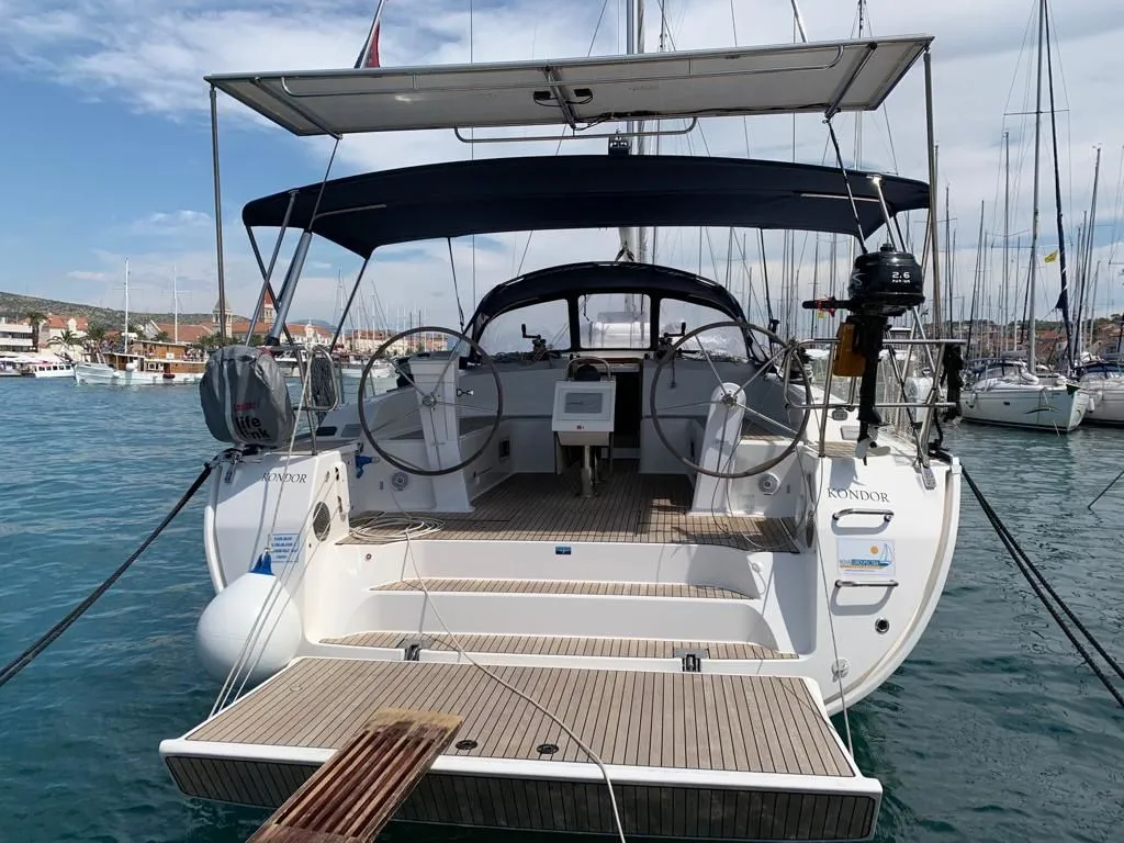 Rent a 15.59m 5 Cabin Sailing Yacht in Trogir