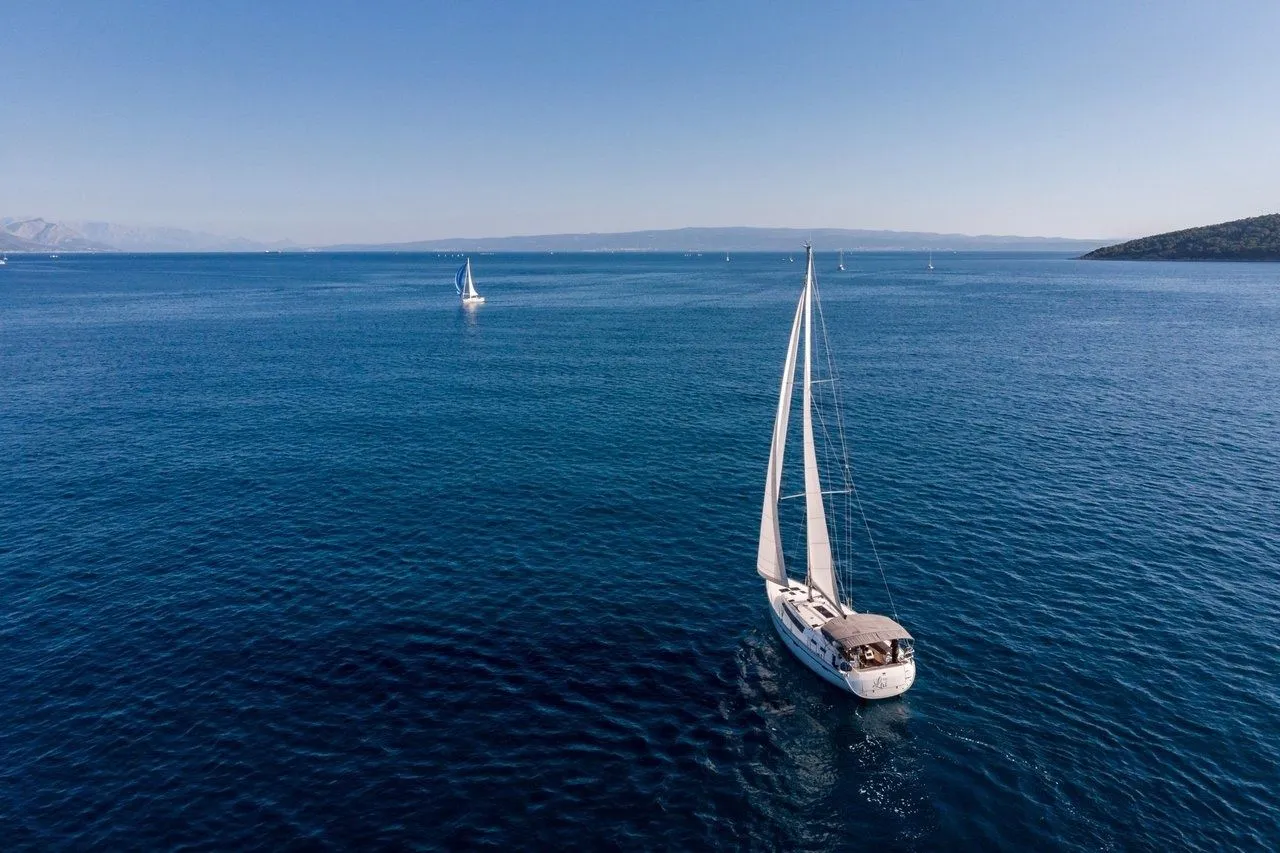 Lui Charter Boat - 5