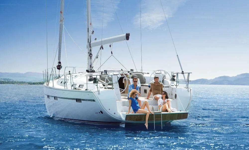 Papaya Charter Boat