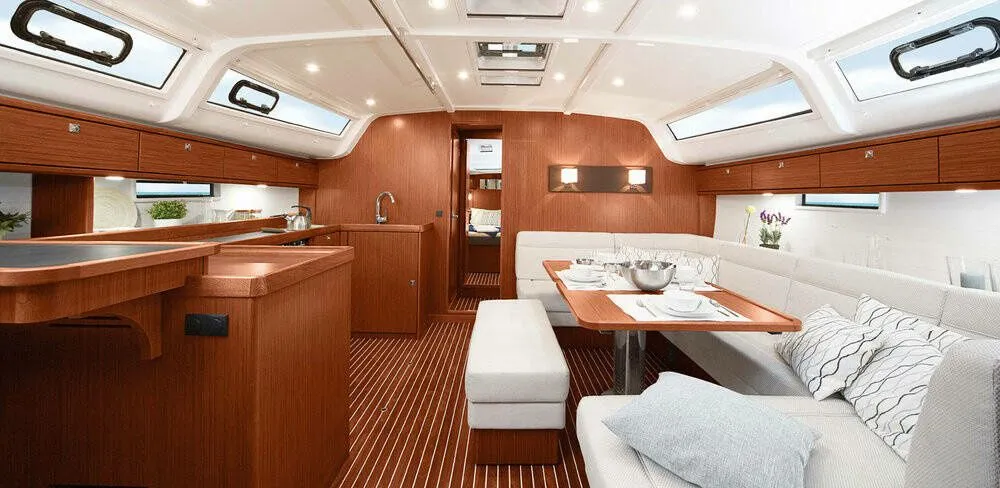 Papaya Charter Boat