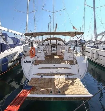 Charter a 15.59m Sailing Yacht in Jezera