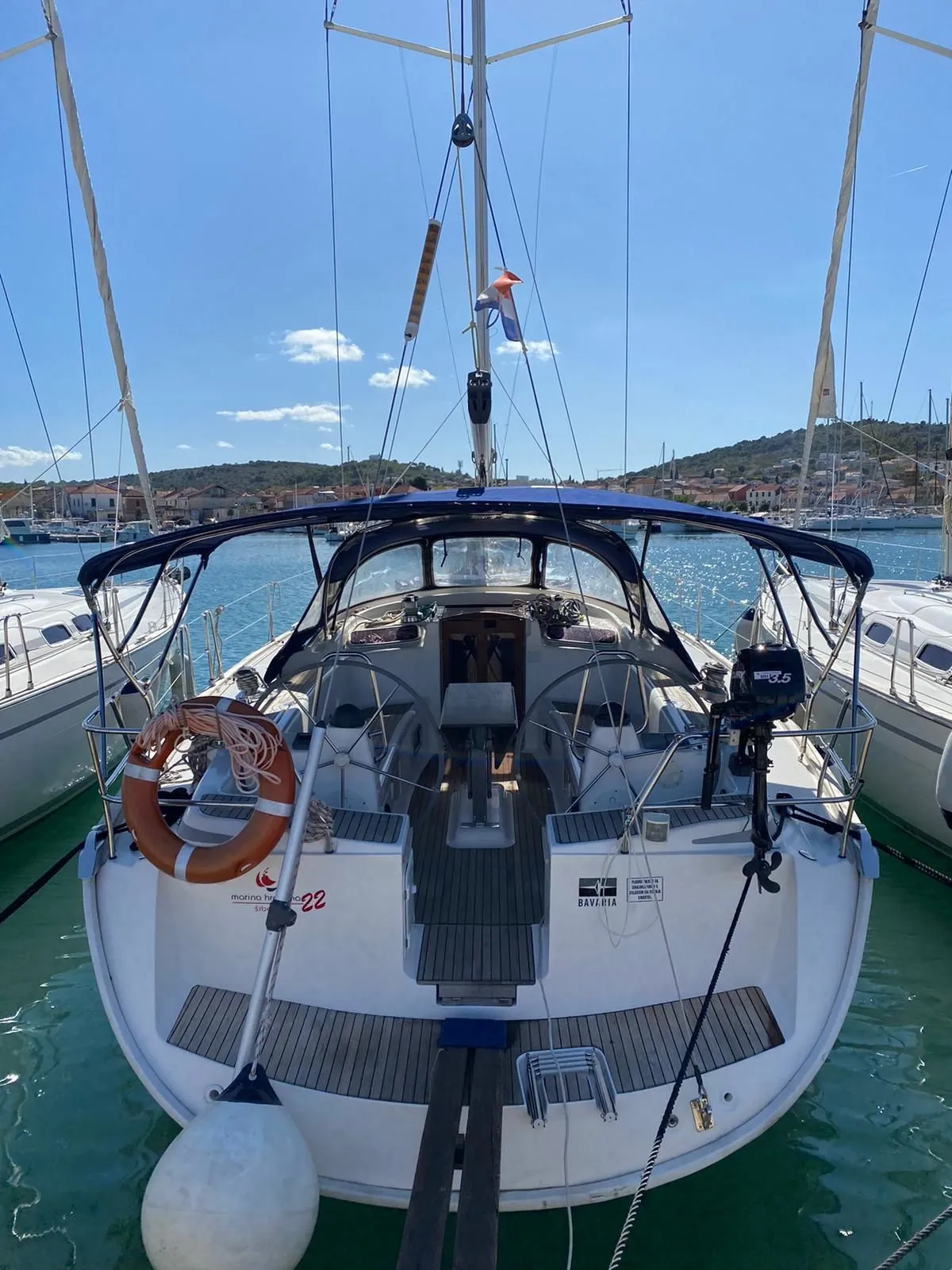 Explore Murter on a 15.5m Bavaria Cruiser 51 Sailing Yacht Rental