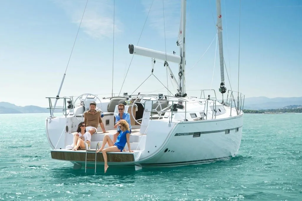 14.99m Mykonos City 5 Cabin Sailing Yacht Hire