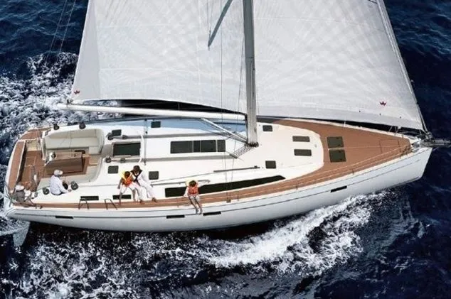 Breege 15.5m Kiralık 5 Kabinli Yelkenli Yat