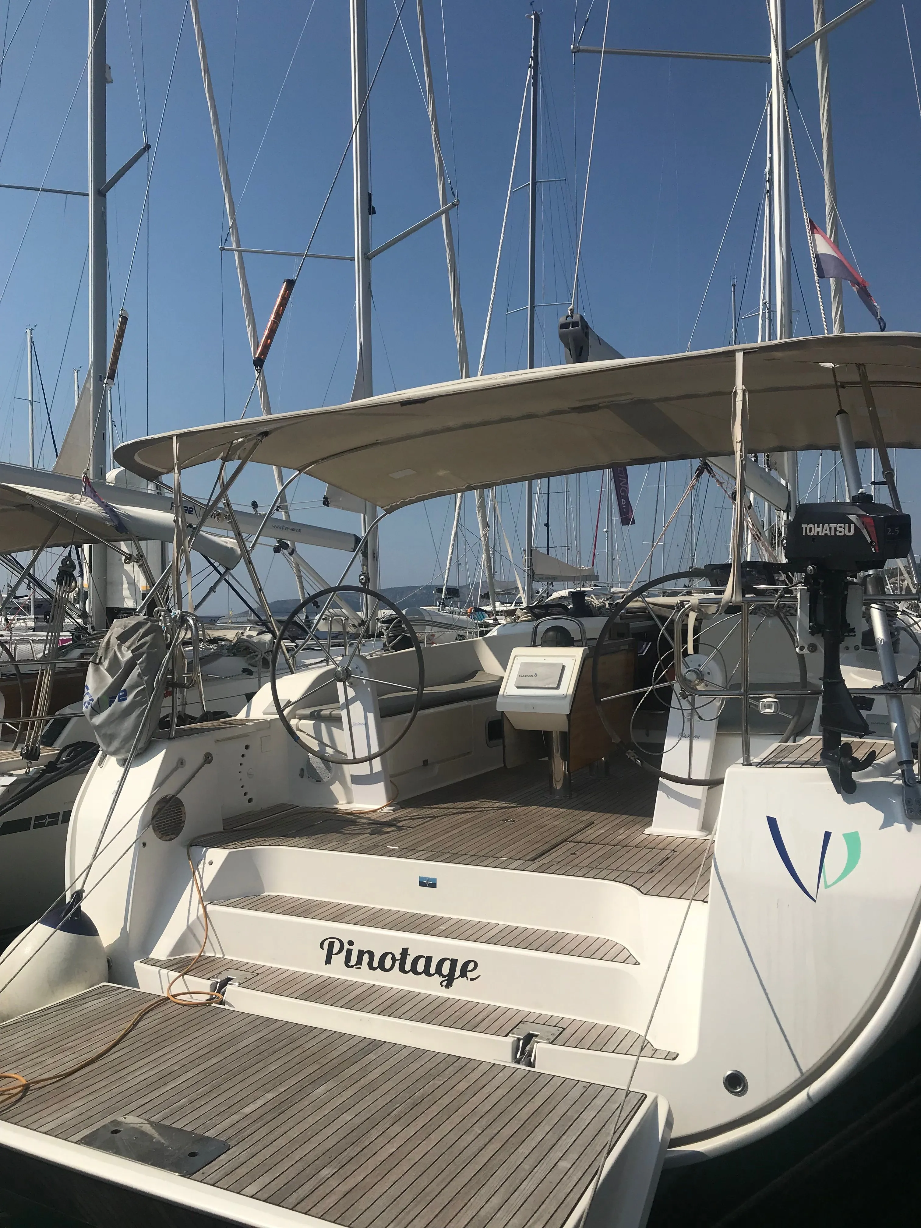 Pinotage Charter Boat - 4