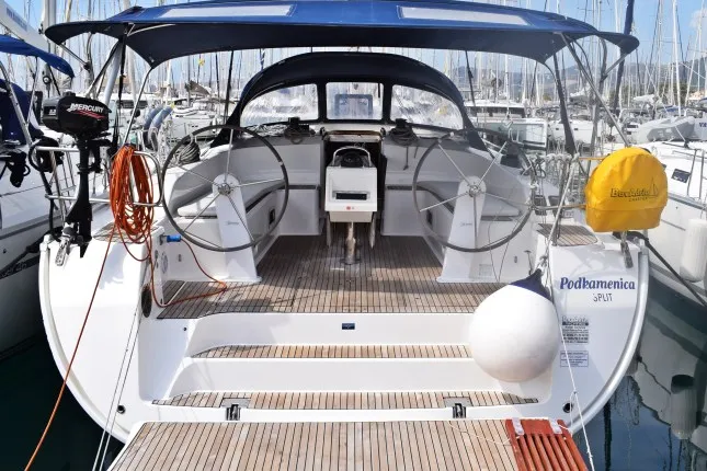 Podkamenica Charterboot - 4