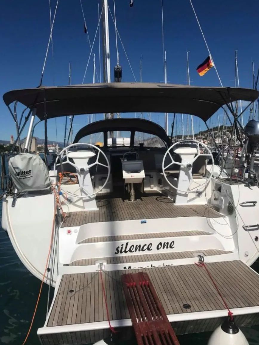 Silence One Charterboot - 3
