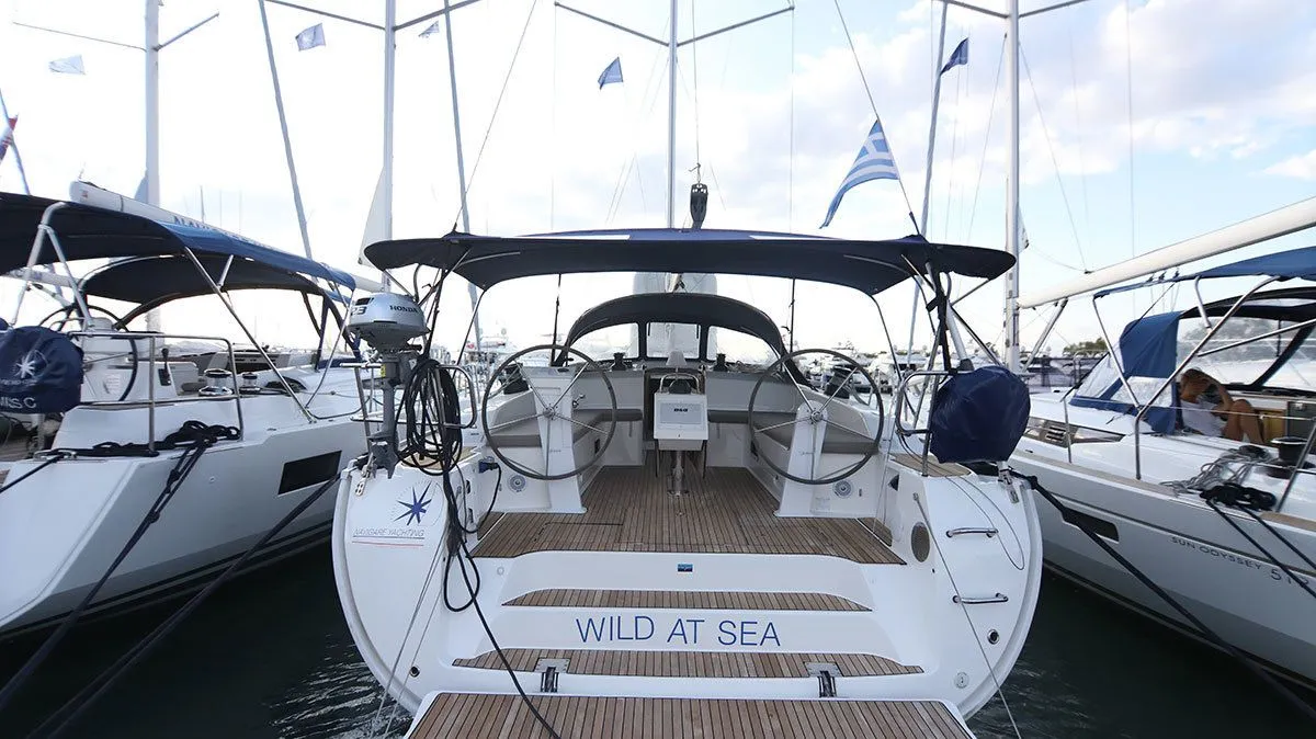 Explore Elliniko on a 15.6m 4 Cabin Sailing Yacht Rental