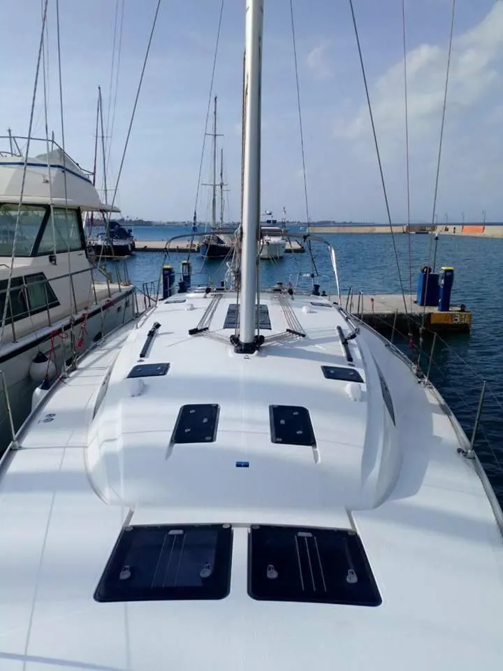 15.59m Salamina 5 Cabin Sailing Yacht Hire