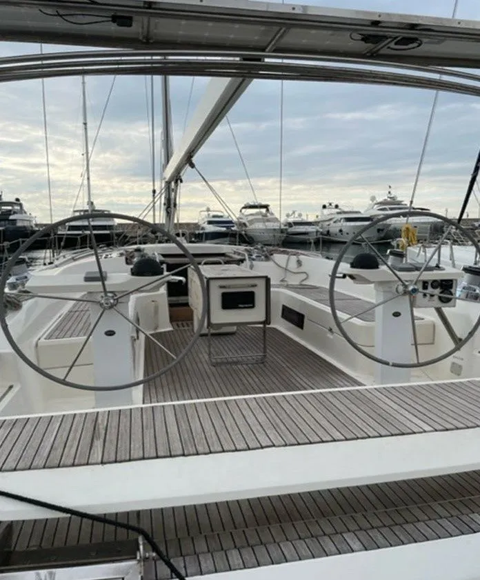 Altair Charter Boat
