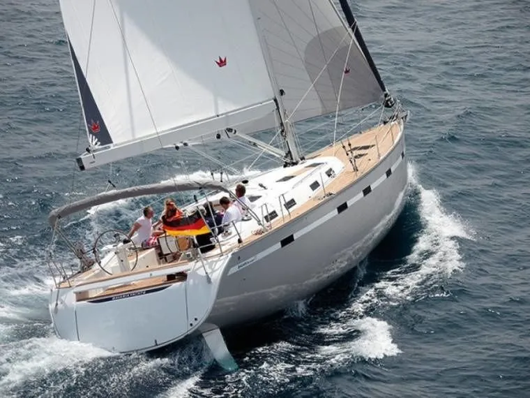 Mola 10-5 Rostock Charter Boat - 4