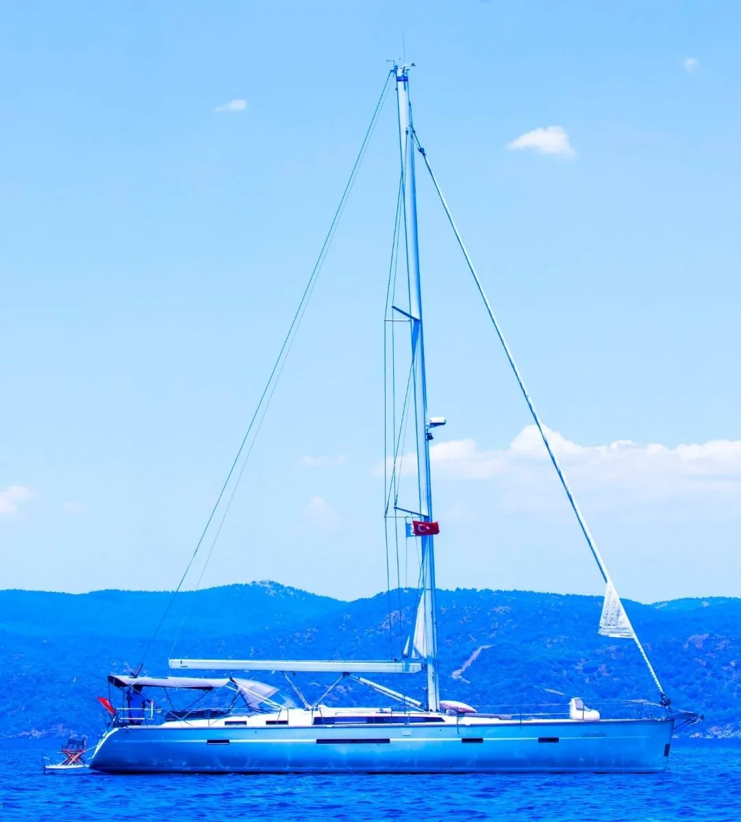 Чартер Özgürüm - 5