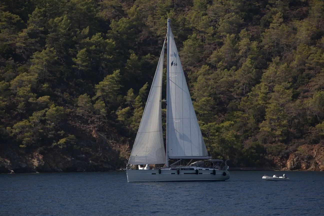 Чартер Özgürüm - 3