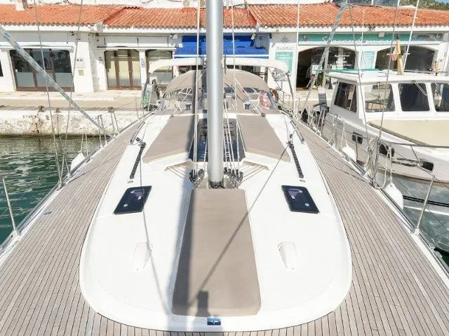 Rent a 16.75m Bavaria Cruiser 56 Sailing Yacht in Sitges
