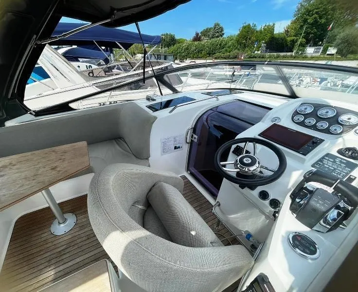 Moniga Kiralık Bavaria S29 9.3m Motoryat