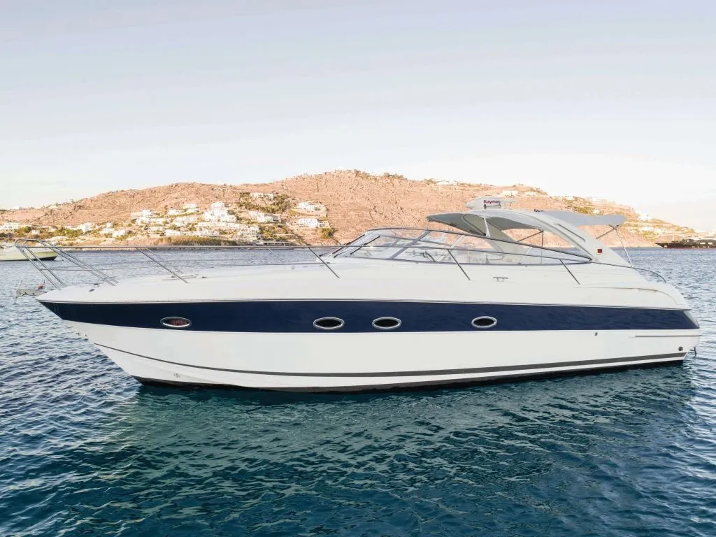 11.77m Mykonos City Bavaria Sport 37 Hire