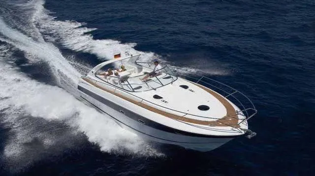 Rent a 11.99m Motor Yacht in Cannigione