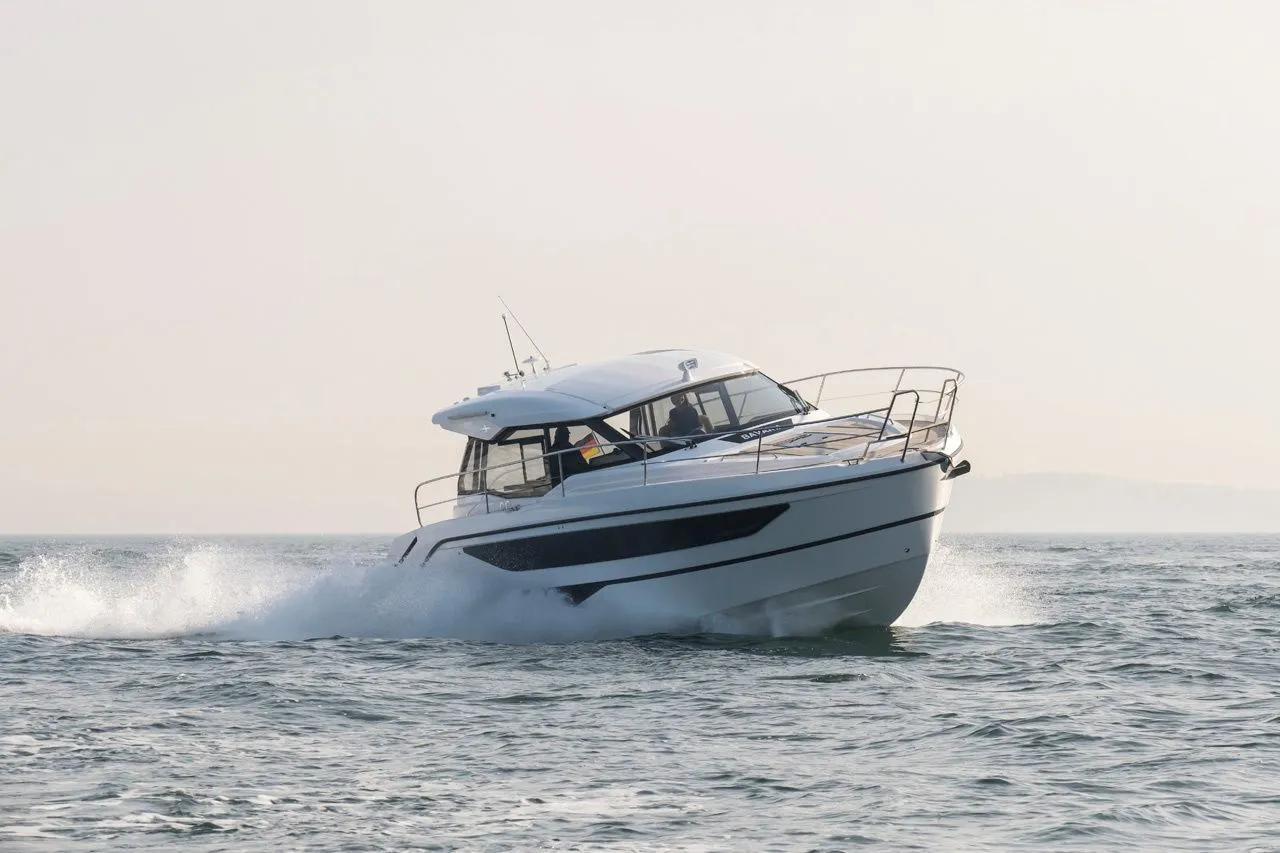 Rent a 11.44m Bavaria SR36 Motor Yacht in Cesme