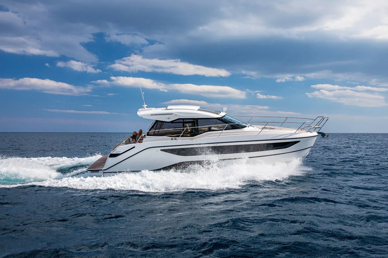 Rigel-G Charterboot - 3